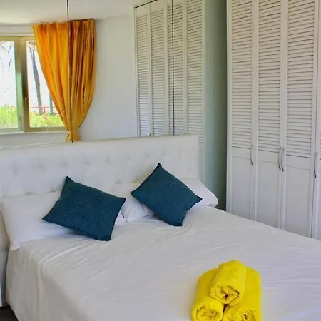 Frontline Sea In The Center Of Puerto Banus.2bedrooms -garden Apartment Marbella