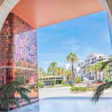 Apartment Frontline Sea In The Center Of Puerto Banus.2bedrooms -garden Marbella