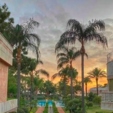 Frontline Sea In The Center Of Puerto Banus.2bedrooms -garden
