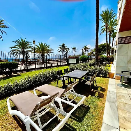 Frontline Sea In The Center Of Puerto Banus.2bedrooms -garden Marbella